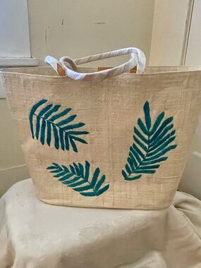 Mark & Graham Handmade Raffia Beach Tote — Teal Palm Leaf | NWT | No Monogram